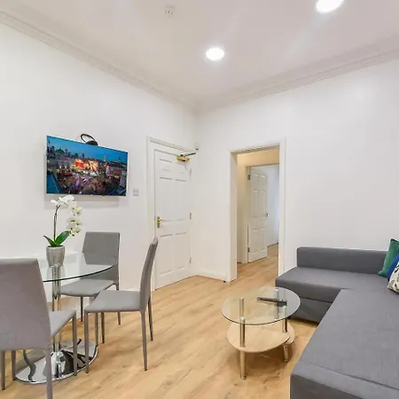 2 Bed Piccadilly Apartment 2 Лондон Экстерьер фото