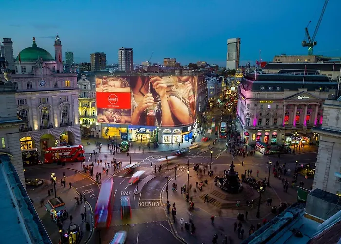 2 Bed Piccadilly Apartment 2